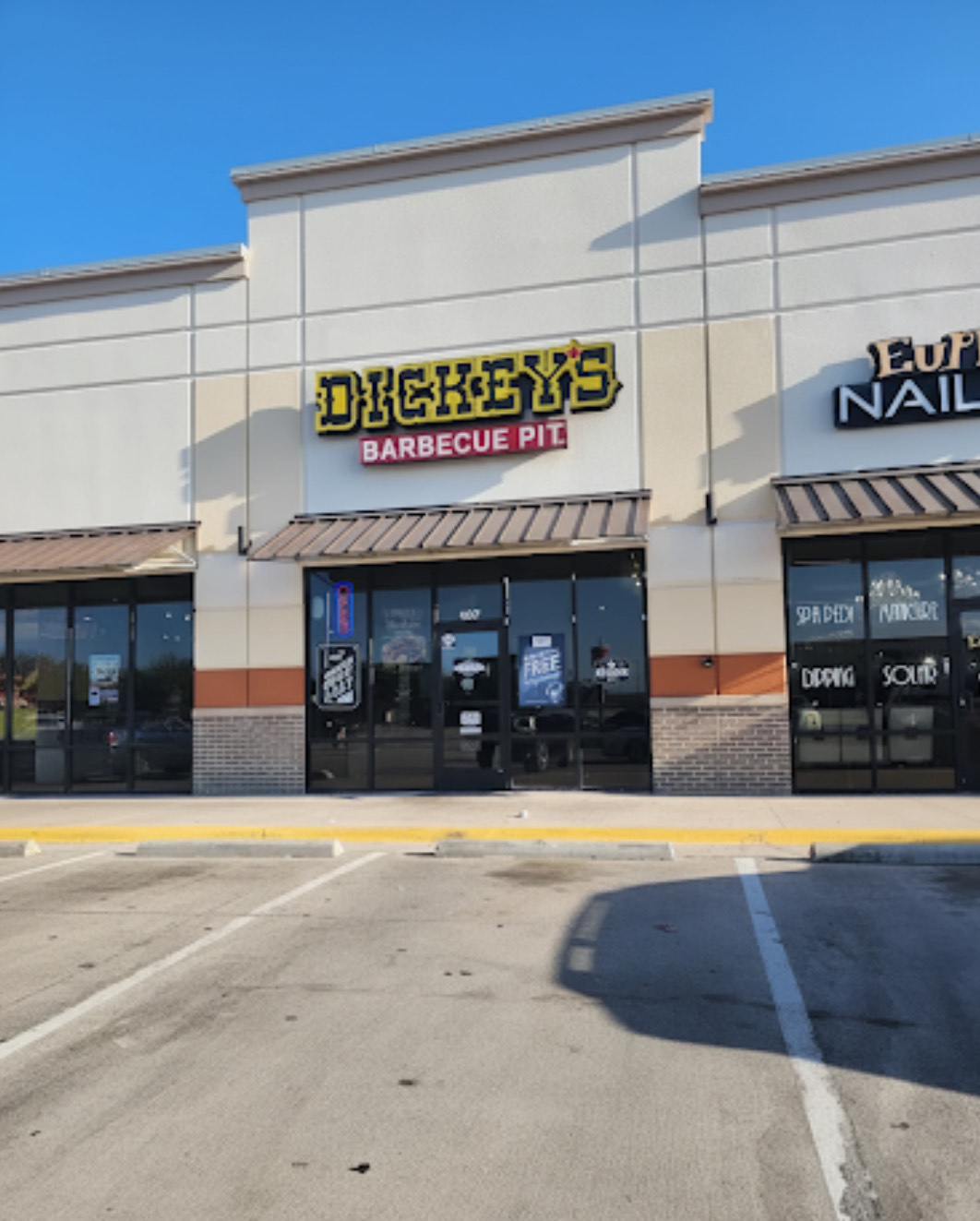Dickey's Barbecue Pit Franchise in Kaufman, Texas